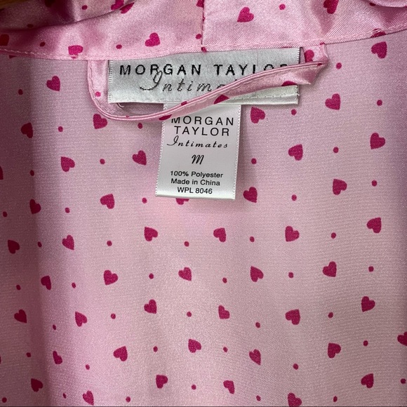 💖 Morgan Taylor Gown & Robe Set Women's Size M Valentine's Day Pink Hearts - Picture 6 of 9